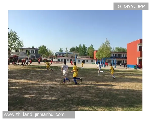 莲冠足球助力青少年成长打造未来足球明星的摇篮