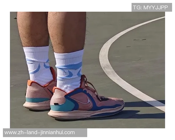 男士足球短袜舒适透气运动袜适合各类场地穿着提升运动表现